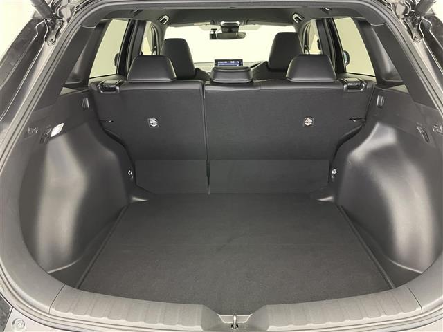 カローラクロス ハイブリッド　Ｚ　純正８型ＤＡＴＶ　全方位カメラ　禁煙車　ハーフレザー　シートヒーター　電動リアゲート　ＢＳＭ　パワーシート　セーフティセンス　衝突軽減　追従クルコン　コーナーセンサー　ルーフレール　ＬＥＤオートライト（21枚目）