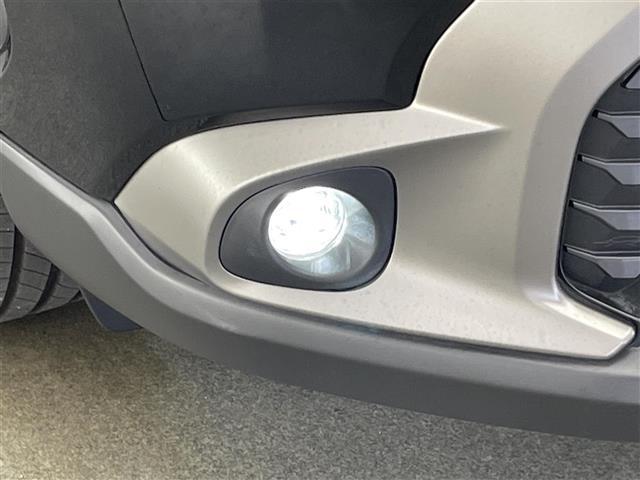 カローラクロス ハイブリッド　Ｚ　純正８型ＤＡＴＶ　全方位カメラ　禁煙車　ハーフレザー　シートヒーター　電動リアゲート　ＢＳＭ　パワーシート　セーフティセンス　衝突軽減　追従クルコン　コーナーセンサー　ルーフレール　ＬＥＤオートライト（34枚目）