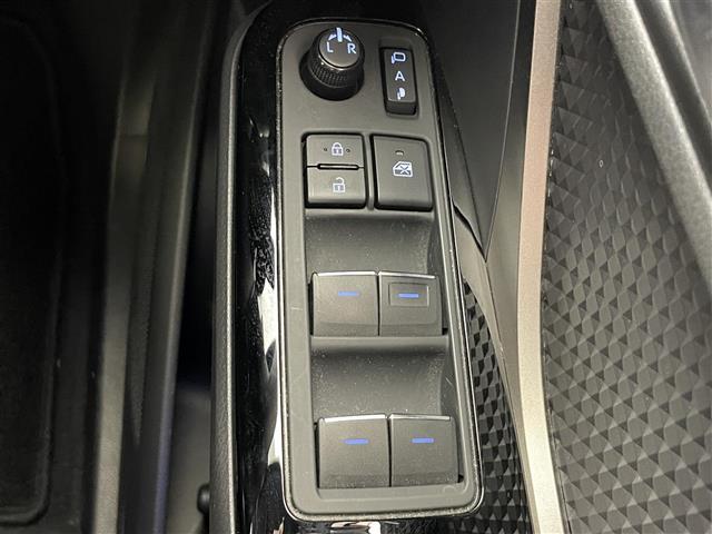 Ｃ－ＨＲ Ｇ　モード　ネロ　セーフティプラス　純正８型ＤＡ　モデリスタエアロ　全方位カメラ　禁煙車　フルセグＴＶ　シートヒーター　ハーフレザー　前後ドラレコ　ＢＳＭ　セーフティセンス　衝突軽減　追従クルコン　ＬＥＤオートライト　コーナーセンサー（32枚目）