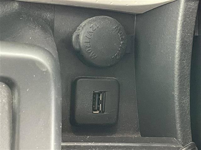 モコ Ｘアイドリングストップ　純正ディスプレイオーディオ　バックカメラ　禁煙車　ＥＴＣ　ＣＤ　ラジオＡＭ　ＦＭ　ＵＳＢ　プッシュスタート　ドライブレコーダー　スマートキー　純正フロアマット　ドアバイザー　電動格納ミラー　Ａストップ（9枚目）