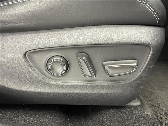 ＲＡＶ４ Ｇ　純正９型ナビＴＶ　バックカメラ　禁煙　ＢＳＭ　電動リアゲート　黒革　シートヒーター　ステアリングヒーター　ＥＴＣ　パワーシート　電動パーキング　ルーフレール　衝突軽減　追従クルコン　ＬＥＤオートライト（14枚目）