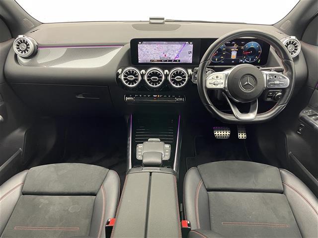 ＧＬＡクラス ＧＬＡ２００ｄ　４マチック　ＡＭＧライン　純正ナビ　フルセグＴＶ　全方位カメラ　禁煙車　レーダーセーフティＰＫＧ　衝突軽減　追従クルコン　ＢＳＭ　ナビゲーションＰＫＧ　ハーフレザー　シートヒーター　メモリシート　コーナーセンサー　ＬＥＤライト（2枚目）