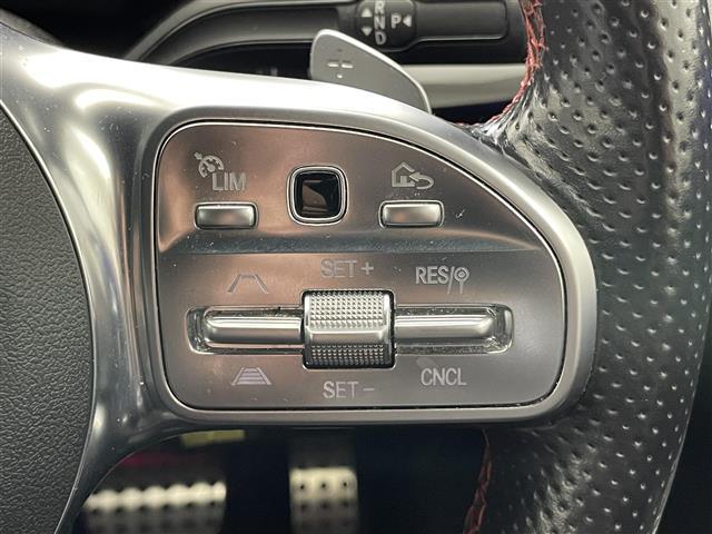 ＧＬＡクラス ＧＬＡ２００ｄ　４マチック　ＡＭＧライン　純正ナビ　フルセグＴＶ　全方位カメラ　禁煙車　レーダーセーフティＰＫＧ　衝突軽減　追従クルコン　ＢＳＭ　ナビゲーションＰＫＧ　ハーフレザー　シートヒーター　メモリシート　コーナーセンサー　ＬＥＤライト（15枚目）