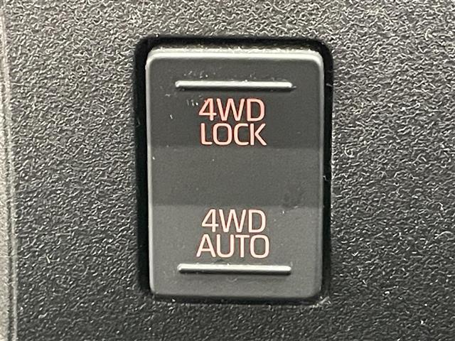 ハイゼットカーゴ Ｇ　ＳＡ　純正９型ＤＡ　バックカメラ　ＨＤＭＩ　禁煙　カープレイ対応　フルセグＴＶ　ＥＴＣ　スマアシＩＩＩ　衝突軽減　車線逸脱　コーナーセンサー　ＬＥＤオートライト　フォグランプ　オートハイビーム　両側スライド（11枚目）