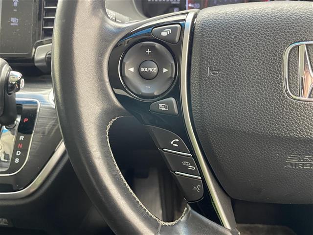 オデッセイ アブソルート　純正ナビ　ＨＤＭＩ　両側パワスラ　禁煙車　バックカメラ　ＥＴＣ　パドルシフト　ＤＶＤ　クルーズコントロール　黒ハーフレザー　ＬＥＤオートライト　フォグランプ　純正アルミ　ＵＳＢ端子　カーテンエアバック（14枚目）