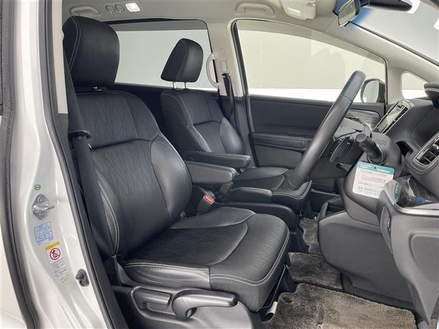 オデッセイ アブソルート　純正ナビ　ＨＤＭＩ　両側パワスラ　禁煙車　バックカメラ　ＥＴＣ　パドルシフト　ＤＶＤ　クルーズコントロール　黒ハーフレザー　ＬＥＤオートライト　フォグランプ　純正アルミ　ＵＳＢ端子　カーテンエアバック（19枚目）