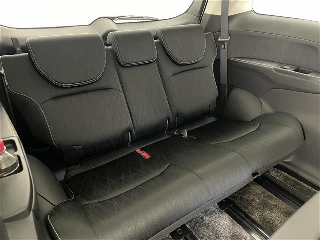 オデッセイ アブソルート　純正ナビ　ＨＤＭＩ　両側パワスラ　禁煙車　バックカメラ　ＥＴＣ　パドルシフト　ＤＶＤ　クルーズコントロール　黒ハーフレザー　ＬＥＤオートライト　フォグランプ　純正アルミ　ＵＳＢ端子　カーテンエアバック（21枚目）