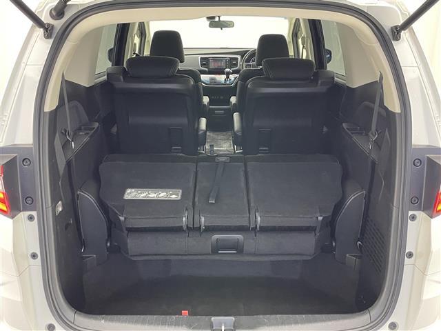 オデッセイ アブソルート　純正ナビ　ＨＤＭＩ　両側パワスラ　禁煙車　バックカメラ　ＥＴＣ　パドルシフト　ＤＶＤ　クルーズコントロール　黒ハーフレザー　ＬＥＤオートライト　フォグランプ　純正アルミ　ＵＳＢ端子　カーテンエアバック（23枚目）