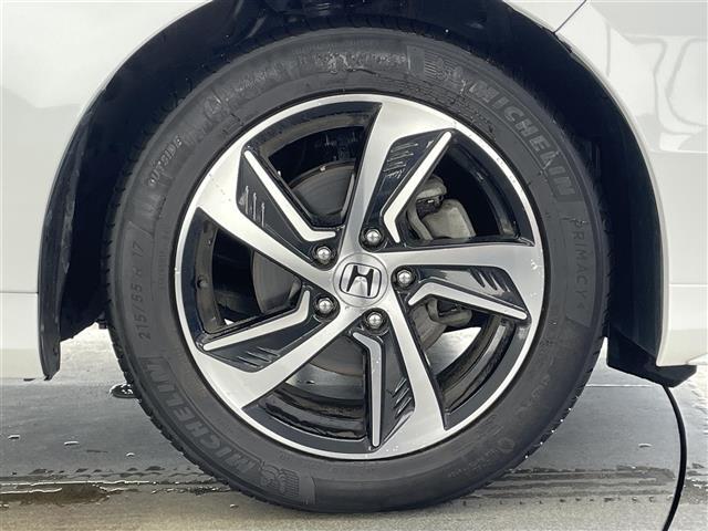 オデッセイ アブソルート　純正ナビ　ＨＤＭＩ　両側パワスラ　禁煙車　バックカメラ　ＥＴＣ　パドルシフト　ＤＶＤ　クルーズコントロール　黒ハーフレザー　ＬＥＤオートライト　フォグランプ　純正アルミ　ＵＳＢ端子　カーテンエアバック（26枚目）