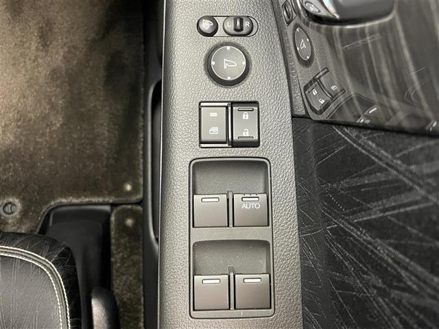 オデッセイ アブソルート　純正ナビ　ＨＤＭＩ　両側パワスラ　禁煙車　バックカメラ　ＥＴＣ　パドルシフト　ＤＶＤ　クルーズコントロール　黒ハーフレザー　ＬＥＤオートライト　フォグランプ　純正アルミ　ＵＳＢ端子　カーテンエアバック（33枚目）