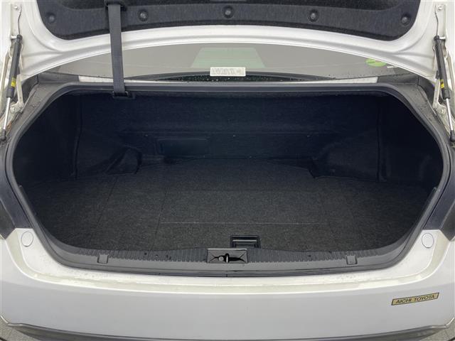 クラウンハイブリッド アスリートS 純正8型ナビ 禁煙車 シートヒーター パワーシート ETC ドラレコ クルコン バックカメラ フルセグ DVD 純正アルミ オートライト フォグランプ ステアリングヒーター USB端子 パワーシート(21枚目)