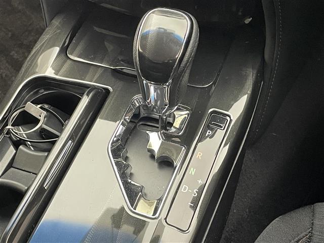 クラウンハイブリッド アスリートS 純正8型ナビ 禁煙車 シートヒーター パワーシート ETC ドラレコ クルコン バックカメラ フルセグ DVD 純正アルミ オートライト フォグランプ ステアリングヒーター USB端子 パワーシート(27枚目)