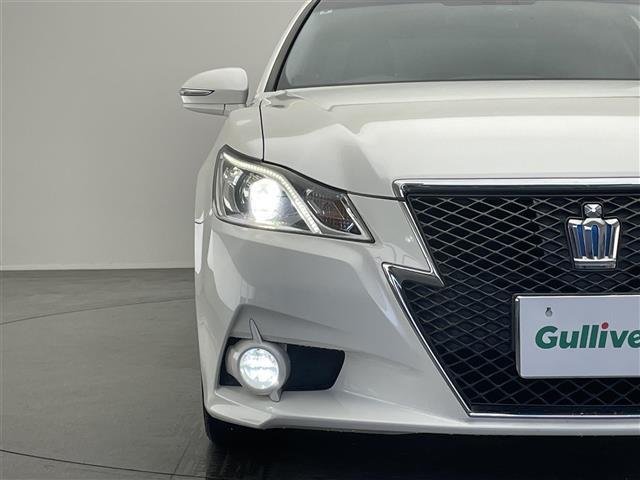 クラウンハイブリッド アスリートS 純正8型ナビ 禁煙車 シートヒーター パワーシート ETC ドラレコ クルコン バックカメラ フルセグ DVD 純正アルミ オートライト フォグランプ ステアリングヒーター USB端子 パワーシート(35枚目)