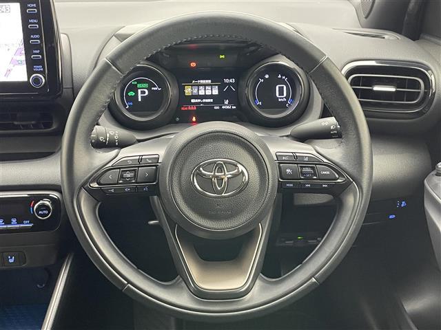 ヤリス ハイブリッドＺ　純正８型ＤＡナビＴＶ　バックカメラ　禁煙車　シートヒーター　モデリスタ１５インチＡＷ　前後ドラレコ　セーフティセンス　衝突軽減　追従クルコン　ＬＥＤオートライト　コーナーセンサー　メモリシート　ＥＴＣ（10枚目）