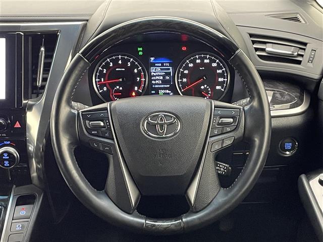 アルファード ２．５Ｓ　タイプゴールド　純正９型ＤＡナビＴＶ　純正１２．１型後席モニター　三眼ＬＥＤ　ＤＶＤ　ＥＴＣ　前後ドラレコ　電動リアゲート　両側パワスラ　セーフティセンス　衝突軽減　追従クルコン　ＡＣ１００Ｖ　バックカメラ　禁煙車（10枚目）