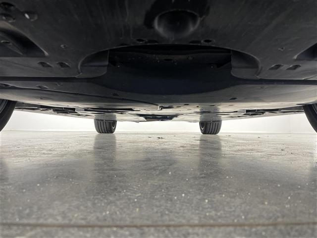 カムリ Ｇレザーパッケージ　純正９型ＤＡナビ　黒革　シートヒーター　禁煙車　ＤＶＤデッキ　ＢＳＭ　ＨＵＤ　バックカメラ　追従クルコン　前後ドラレコ　ＥＴＣ　セーフティセンス　衝突軽減　パワーシート　ＬＥＤライト　コーナーセンサー（23枚目）