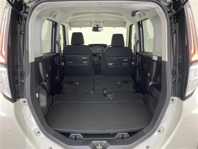 ルーミー カスタムＧ－Ｔ　登録済未使用車　純正９型ＤＡ　フルセグＴＶ　ＨＤＭＩ　カープレイ　シートヒーター　全方位カメラ　両側パワスラ　リアロールシェード　スマアシ　衝突軽減　追従クルコン　ＬＥＤオートライト　コーナーセンサー（21枚目）