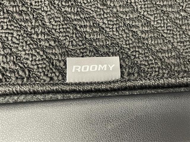 ルーミー カスタムＧ－Ｔ　登録済未使用車　純正９型ＤＡ　フルセグＴＶ　ＨＤＭＩ　カープレイ　シートヒーター　全方位カメラ　両側パワスラ　リアロールシェード　スマアシ　衝突軽減　追従クルコン　ＬＥＤオートライト　コーナーセンサー（25枚目）