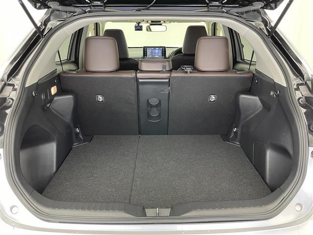 ヤリスクロス ハイブリッドＺ　純正８型ＤＡナビ　全方位カメラ　禁煙　シートヒーター　ハーフレザー　ＢＳＭ　ＥＴＣ　前後ドラレコ　電動パーキング　セーフティセンス　衝突軽減　追従クルコン　ＬＥＤオートライト　コーナーセンサー　ＵＳＢ（21枚目）