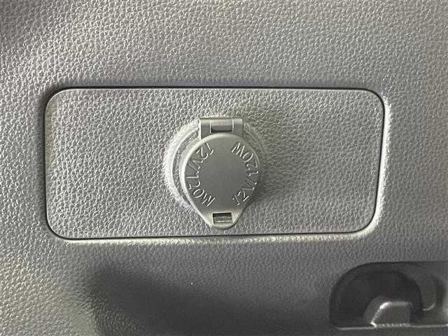 ヤリスクロス ハイブリッドＺ　純正８型ＤＡナビ　全方位カメラ　禁煙　シートヒーター　ハーフレザー　ＢＳＭ　ＥＴＣ　前後ドラレコ　電動パーキング　セーフティセンス　衝突軽減　追従クルコン　ＬＥＤオートライト　コーナーセンサー　ＵＳＢ（26枚目）