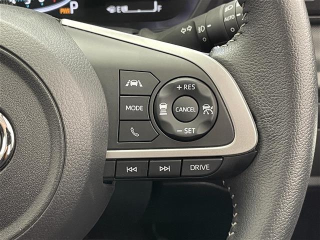 ライズ Ｚ　純正９型ナビ　全方位カメラ　シートヒーター　ＨＤＭＩ　前後ドラレコ　ＥＴＣ　スマアシ　衝突軽減　追従クルコン　コーナーセンサー　電動パーキング　ＬＥＤオートライト　フルセグＴＶ　ＵＳＢ　フォグ　禁煙車（15枚目）