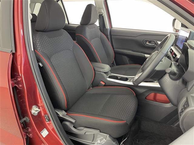 ライズ Ｚ　純正９型ナビ　全方位カメラ　シートヒーター　ＨＤＭＩ　前後ドラレコ　ＥＴＣ　スマアシ　衝突軽減　追従クルコン　コーナーセンサー　電動パーキング　ＬＥＤオートライト　フルセグＴＶ　ＵＳＢ　フォグ　禁煙車（19枚目）