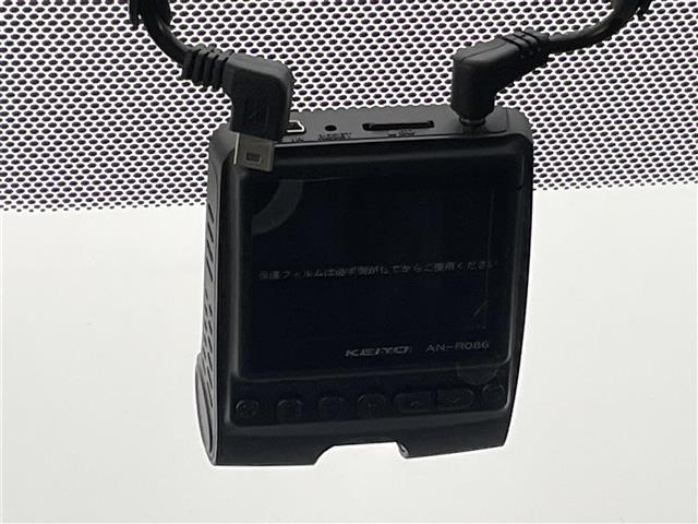 カローラツーリング ハイブリッド ダブルバイビー 純正9型DAナビフルセグTV シートヒーター DVDデッキ 革調シートカバー モデリスタガーニッシュ 電動パーキング HUD 前後ドラレコ セーフティセンス 衝突軽減 追従クルコン LEDライト 禁煙(8枚目)