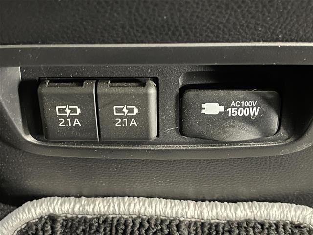 カローラツーリング ハイブリッド ダブルバイビー 純正9型DAナビフルセグTV シートヒーター DVDデッキ 革調シートカバー モデリスタガーニッシュ 電動パーキング HUD 前後ドラレコ セーフティセンス 衝突軽減 追従クルコン LEDライト 禁煙(9枚目)