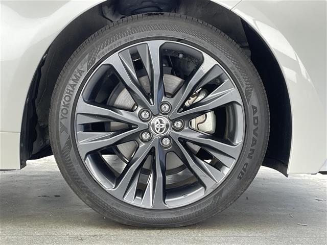 カローラツーリング ハイブリッド ダブルバイビー 純正9型DAナビフルセグTV シートヒーター DVDデッキ 革調シートカバー モデリスタガーニッシュ 電動パーキング HUD 前後ドラレコ セーフティセンス 衝突軽減 追従クルコン LEDライト 禁煙(26枚目)