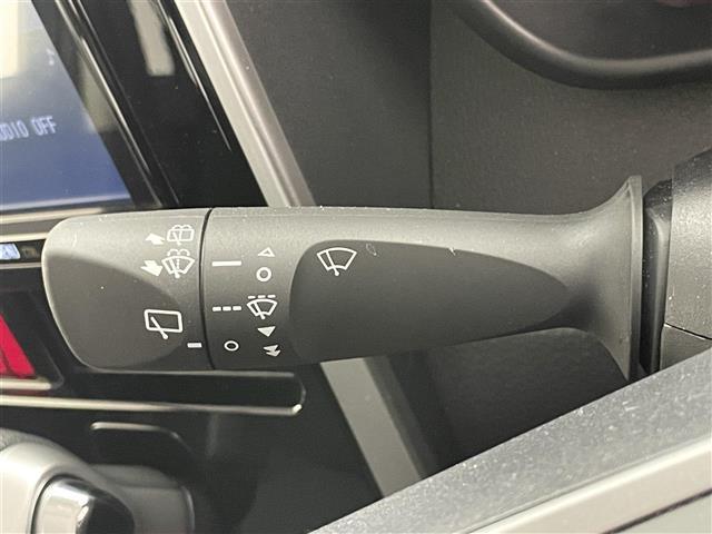 ルーミー カスタムＧ－Ｔ　純正９型ナビ　全方位カメラ　シートヒーター　両側パワスラ　前後ドラレコ　ＥＴＣ　スマアシ　衝突軽減　追従クルコン　ＬＥＤオートライト　コーナーセンサー　電動パーキング　ロールシェード　純正マット　禁煙（29枚目）