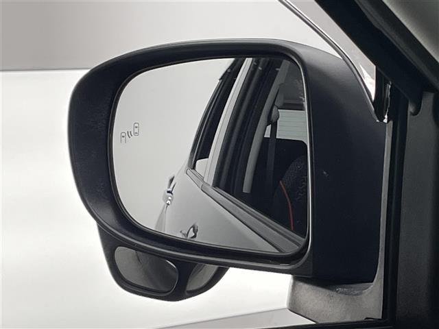 ライズ Ｚ　純正９型ナビ　全方位カメラ　シートヒーター　ＥＴＣ２．０　前後ドラレコ　ＨＤＭＩ　ＢＳＭ　スマアシ　衝突軽減　追従クルコン　ＬＥＤオートライト　コーナーセンサー　電動パーキング　純正フロアマット　禁煙（9枚目）