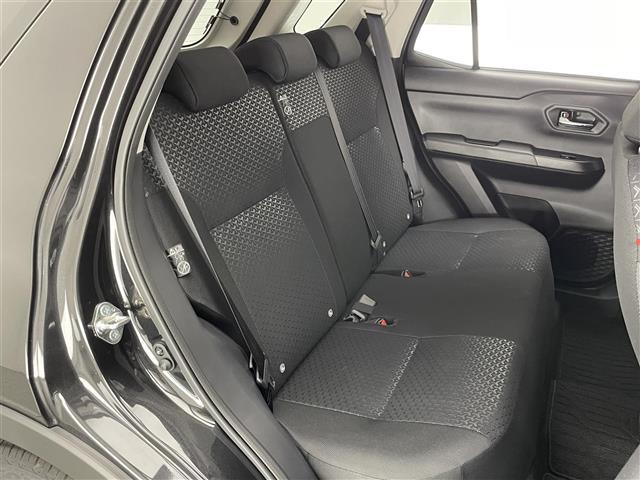 ライズ Ｚ　純正９型ナビ　全方位カメラ　シートヒーター　ＥＴＣ２．０　前後ドラレコ　ＨＤＭＩ　ＢＳＭ　スマアシ　衝突軽減　追従クルコン　ＬＥＤオートライト　コーナーセンサー　電動パーキング　純正フロアマット　禁煙（20枚目）