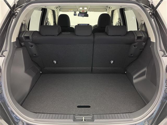 ライズ Ｚ　純正９型ナビ　全方位カメラ　シートヒーター　ＥＴＣ２．０　前後ドラレコ　ＨＤＭＩ　ＢＳＭ　スマアシ　衝突軽減　追従クルコン　ＬＥＤオートライト　コーナーセンサー　電動パーキング　純正フロアマット　禁煙（22枚目）