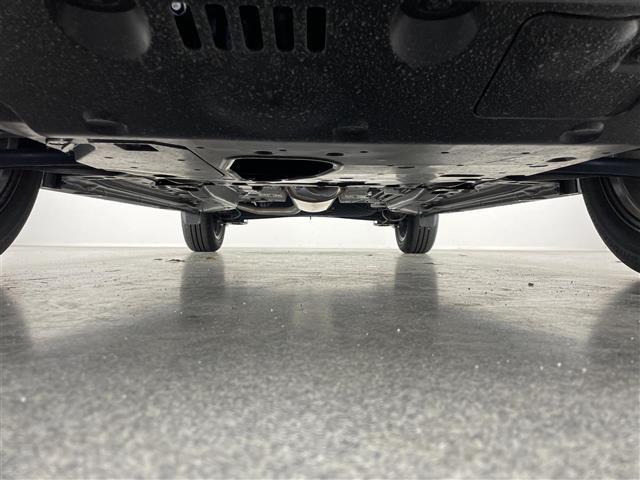 ライズ Ｚ　純正９型ナビ　全方位カメラ　シートヒーター　ＥＴＣ２．０　前後ドラレコ　ＨＤＭＩ　ＢＳＭ　スマアシ　衝突軽減　追従クルコン　ＬＥＤオートライト　コーナーセンサー　電動パーキング　純正フロアマット　禁煙（24枚目）