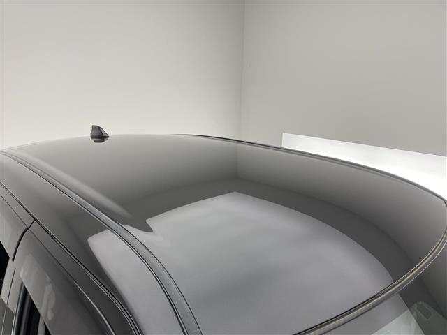 ライズ Ｚ　純正９型ナビ　全方位カメラ　シートヒーター　ＥＴＣ２．０　前後ドラレコ　ＨＤＭＩ　ＢＳＭ　スマアシ　衝突軽減　追従クルコン　ＬＥＤオートライト　コーナーセンサー　電動パーキング　純正フロアマット　禁煙（33枚目）