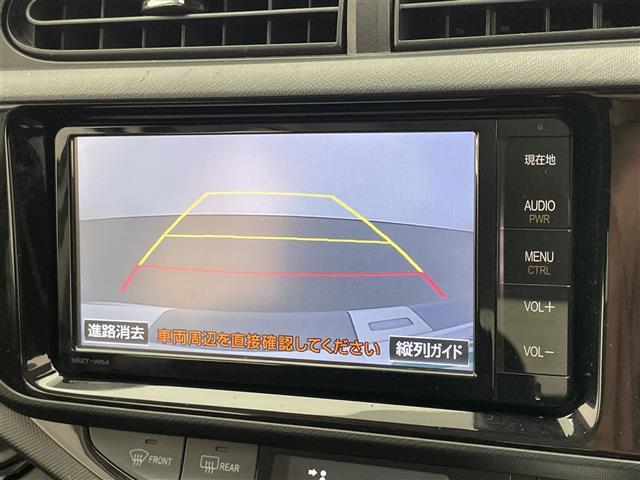 アクア Ｇ　純正ナビ　バックカメラ　ＬＥＤライト　禁煙車　フルセグＴＶ　Ｂｌｕｅｔｏｏｔｈ　ＤＶＤ　プッシュスタート　セーフティセンス　衝突軽減装置　クルコン　ＥＴＣ　オートライト　オートハイビーム　スペアタイヤ（4枚目）