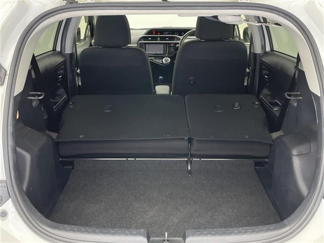 アクア Ｇ　純正ナビ　バックカメラ　ＬＥＤライト　禁煙車　フルセグＴＶ　Ｂｌｕｅｔｏｏｔｈ　ＤＶＤ　プッシュスタート　セーフティセンス　衝突軽減装置　クルコン　ＥＴＣ　オートライト　オートハイビーム　スペアタイヤ（22枚目）