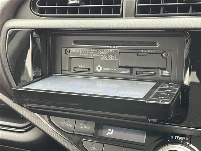 アクア Ｇ　純正ナビ　バックカメラ　ＬＥＤライト　禁煙車　フルセグＴＶ　Ｂｌｕｅｔｏｏｔｈ　ＤＶＤ　プッシュスタート　セーフティセンス　衝突軽減装置　クルコン　ＥＴＣ　オートライト　オートハイビーム　スペアタイヤ（27枚目）