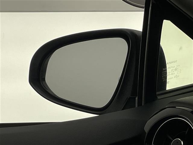 アクア Ｇ　純正ナビ　バックカメラ　ＬＥＤライト　禁煙車　フルセグＴＶ　Ｂｌｕｅｔｏｏｔｈ　ＤＶＤ　プッシュスタート　セーフティセンス　衝突軽減装置　クルコン　ＥＴＣ　オートライト　オートハイビーム　スペアタイヤ（31枚目）