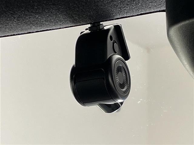 タント カスタムＲＳセレクション　純正ナビ　純正１２．８型後席モニター　全方位カメラ　シートヒーター　両側パワスラ　ナビ連動ドラレコ　スマアシＩＩＩ　衝突軽減　追従クルコン　ＬＥＤオートライト　コーナーセンサー　革調シートカバー　禁煙（9枚目）