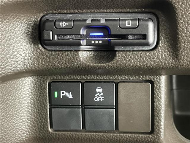 Ｎ－ＢＯＸ Ｌ　純正ナビ　バックカメラ　シートヒーター　前後ドラレコ　ＥＴＣ　両側パワスラ　ホンダセンシング　衝突軽減　追従クルコン　電動パーキング　ＬＥＤオートライト　リヤパーキングセンサー　純正フロアマット　禁煙（7枚目）