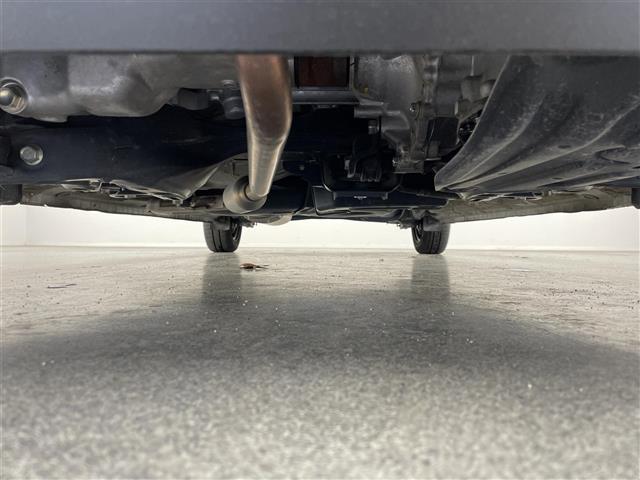 Ｎ－ＢＯＸ Ｌ　純正ナビ　バックカメラ　シートヒーター　前後ドラレコ　ＥＴＣ　両側パワスラ　ホンダセンシング　衝突軽減　追従クルコン　電動パーキング　ＬＥＤオートライト　リヤパーキングセンサー　純正フロアマット　禁煙（24枚目）