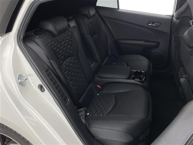 プリウスＰＨＶ Ａ　純正１１．６型ナビ　モデリスタエアロ　シートヒーター　パーキングアシスト　ＢＳＭ　ＥＴＣ２．０　純正ドラレコ　ＡＣ１００Ｖ　セーフティセンス　衝突軽減　追従クルコン　ＬＥＤライト　コーナーセンサ　禁煙（21枚目）