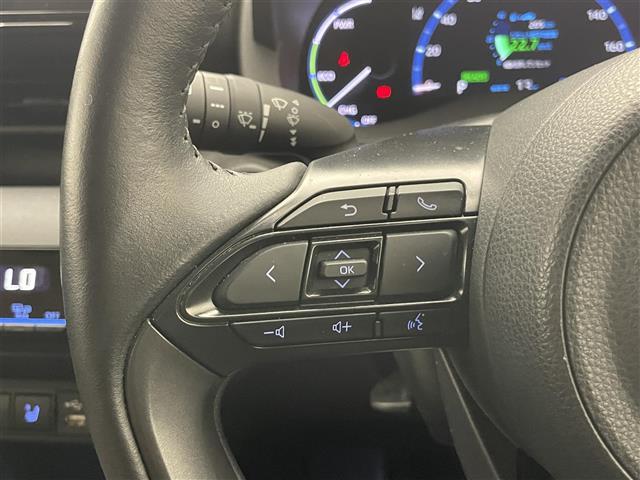 ヤリスクロス ハイブリッドＺ　アドベンチャー　純正８型ＤＡナビ　全方位カメラ　禁煙車　ＨＵＤ　ＢＳＭ　追従クルコン　フルセグＴＶ　セーフティセンス　衝突軽減　シートヒーター　ステアリングヒーター　コーナーセンサー　ドラレコ　ＥＴＣ　ＬＥＤライト（27枚目）