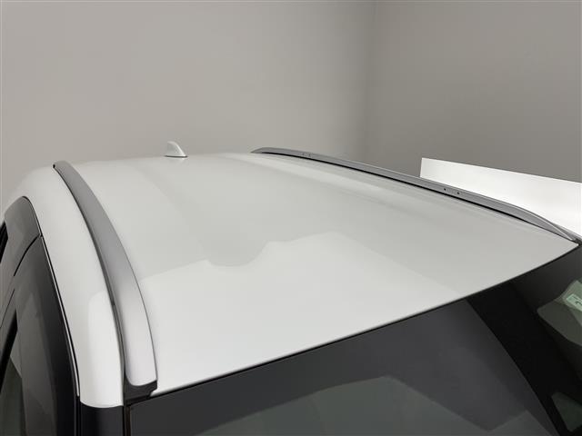 ヤリスクロス ハイブリッドＺ　アドベンチャー　純正８型ＤＡナビ　全方位カメラ　禁煙車　ＨＵＤ　ＢＳＭ　追従クルコン　フルセグＴＶ　セーフティセンス　衝突軽減　シートヒーター　ステアリングヒーター　コーナーセンサー　ドラレコ　ＥＴＣ　ＬＥＤライト（35枚目）