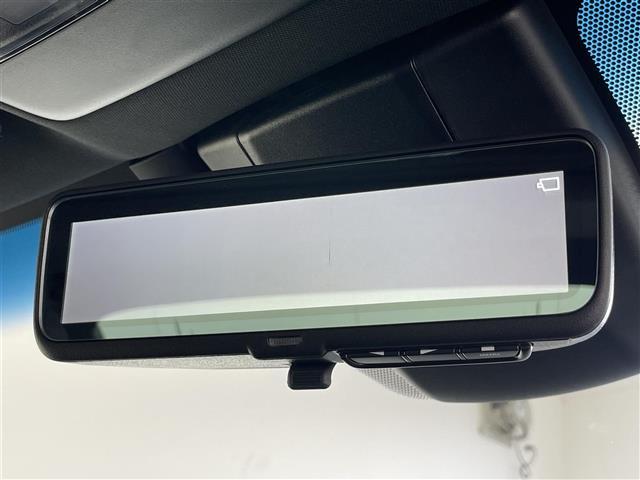 クラウンハイブリッド ＲＳアドバンス　純正１２．３型ナビ　ムーンルーフ　全方位カメラ　デジタルインナミラー　フルセグ　黒革　シートヒーター　シートベンチレーション　ＢＳＭ　ＡＣ１００Ｖ　ＥＴＣ２．０　衝突軽減　追従クルコン　ＬＥＤ　禁煙車（6枚目）