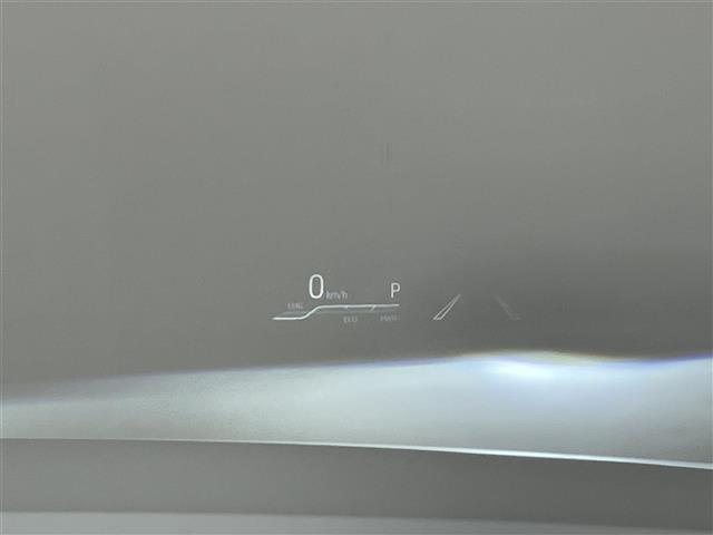 クラウンハイブリッド ＲＳアドバンス　純正１２．３型ナビ　ムーンルーフ　全方位カメラ　デジタルインナミラー　フルセグ　黒革　シートヒーター　シートベンチレーション　ＢＳＭ　ＡＣ１００Ｖ　ＥＴＣ２．０　衝突軽減　追従クルコン　ＬＥＤ　禁煙車（7枚目）