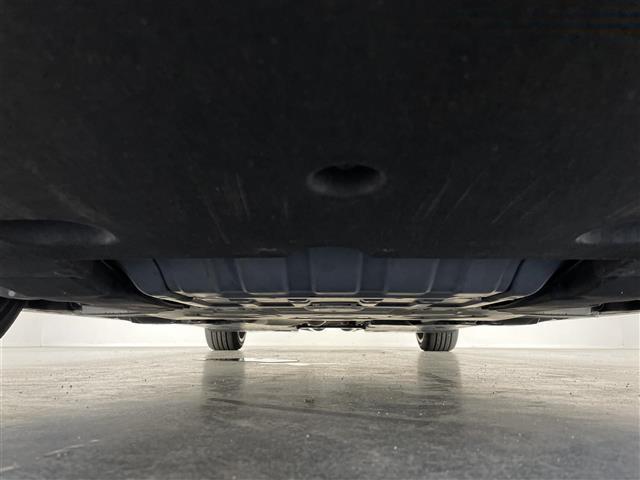 クラウンハイブリッド ＲＳアドバンス　純正１２．３型ナビ　ムーンルーフ　全方位カメラ　デジタルインナミラー　フルセグ　黒革　シートヒーター　シートベンチレーション　ＢＳＭ　ＡＣ１００Ｖ　ＥＴＣ２．０　衝突軽減　追従クルコン　ＬＥＤ　禁煙車（23枚目）