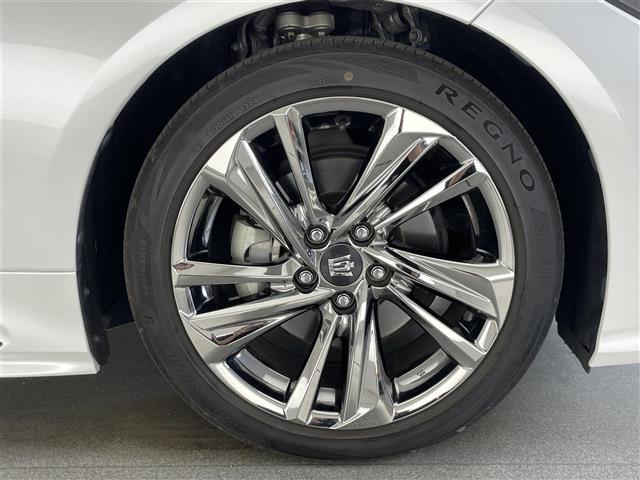 クラウンハイブリッド ＲＳアドバンス　純正１２．３型ナビ　ムーンルーフ　全方位カメラ　デジタルインナミラー　フルセグ　黒革　シートヒーター　シートベンチレーション　ＢＳＭ　ＡＣ１００Ｖ　ＥＴＣ２．０　衝突軽減　追従クルコン　ＬＥＤ　禁煙車（24枚目）