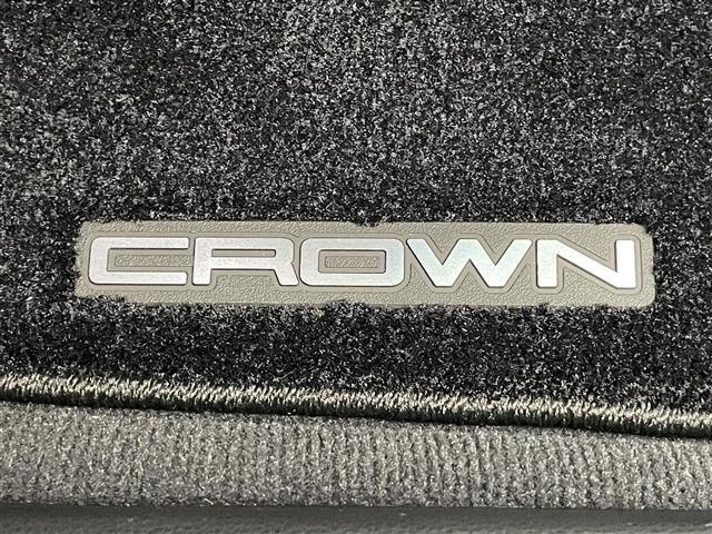 クラウンハイブリッド ＲＳアドバンス　純正１２．３型ナビ　ムーンルーフ　全方位カメラ　デジタルインナミラー　フルセグ　黒革　シートヒーター　シートベンチレーション　ＢＳＭ　ＡＣ１００Ｖ　ＥＴＣ２．０　衝突軽減　追従クルコン　ＬＥＤ　禁煙車（25枚目）